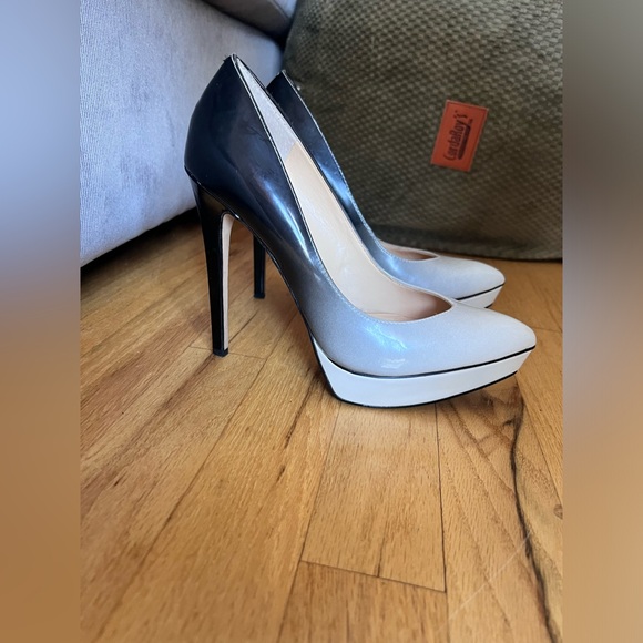 Jessica Simpson ombré black and white platform pointed heels - Picture 16 of 16